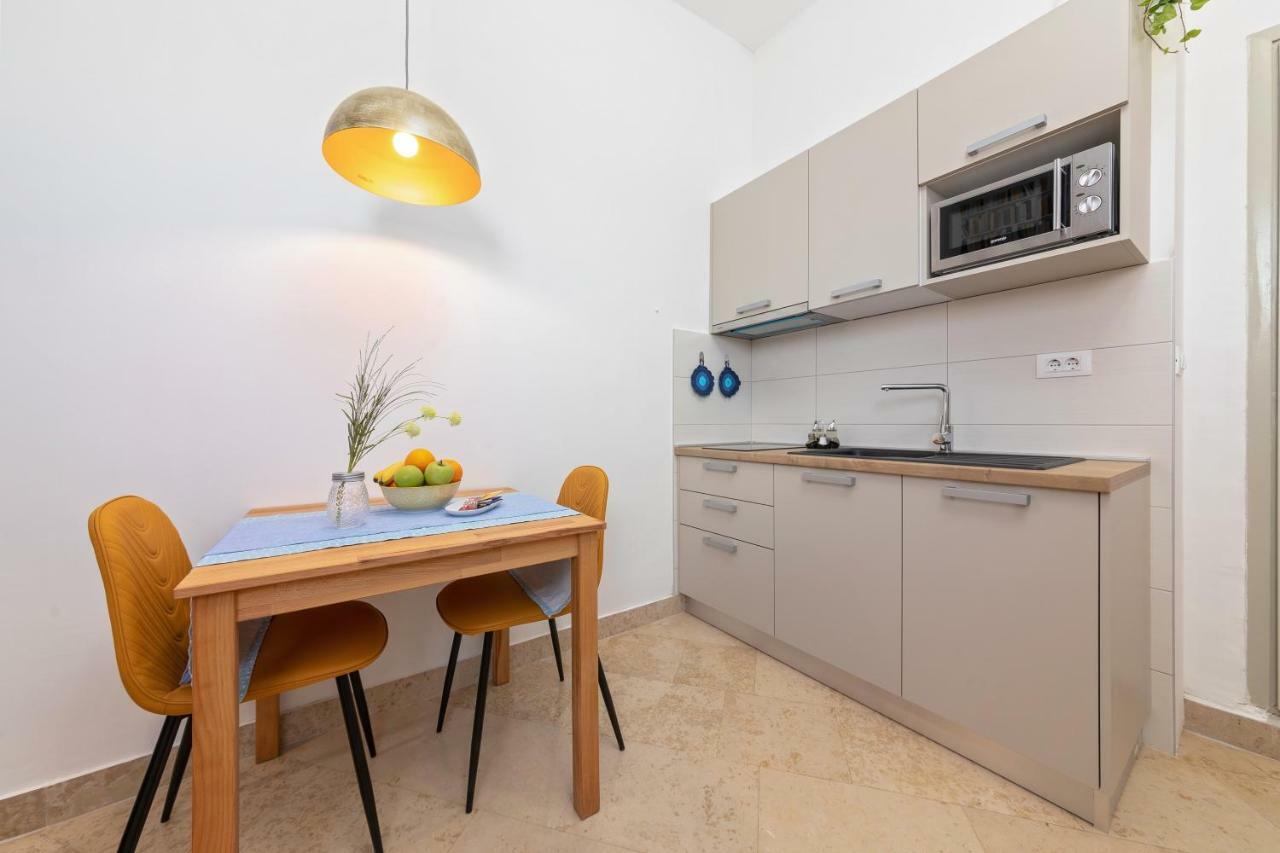 Apartment Arena Pula Buitenkant foto